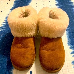 Women’s ankle UGGs size 9